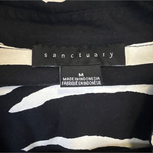 Sanctuary Girlfried Tie Front Botton-UP Shirt Size Medium - Picture 5 of 10